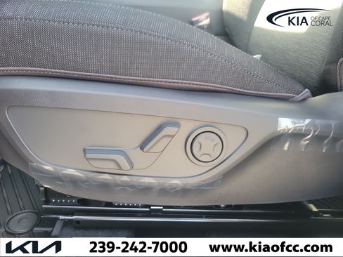 New 2027 Kia Seltos S FWD image 26