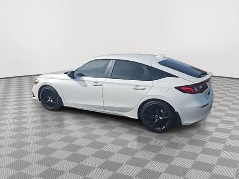 Used 2023 Honda Civic Sport image 6
