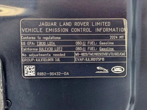 Used 2024 Land Rover Defender 110 X image 27