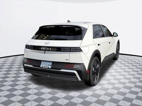 New 2026 Hyundai Ioniq 5 SE AWD/4WD image 7