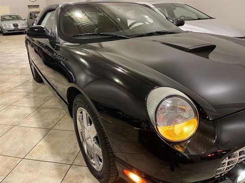 Used 2002 Ford Thunderbird image 48
