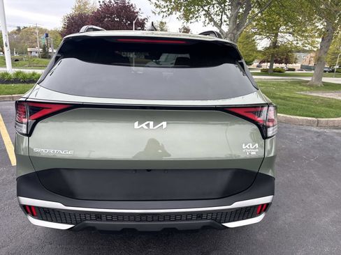 Used 2023 Kia Sportage X-Line w/ X-Line Premium Package AWD/4WD image 4