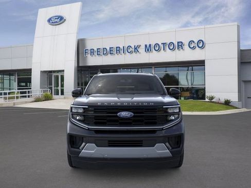 New 2025 Ford Expedition Platinum w/ Platinum Ultimate Package image 6