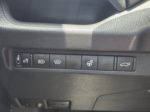 Certified 2025 Toyota RAV4 XLE w/ Convenience Package AWD/4WD image 9