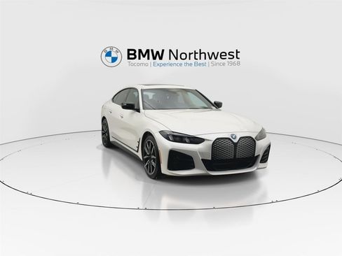 New 2025 BMW i4 xDrive40i w/ M Sport Package image 7