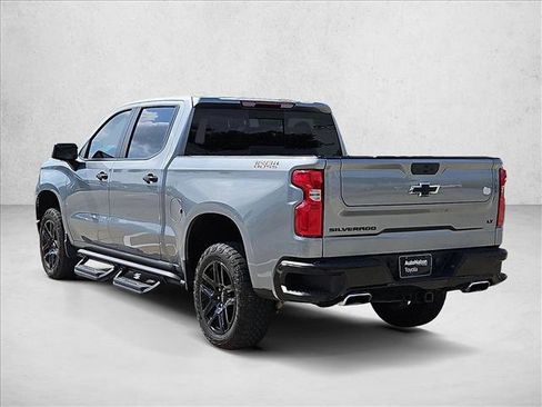 Used 2024 Chevrolet Silverado 1500 LT Trail Boss w/ Convenience Package II AWD/4WD image 7