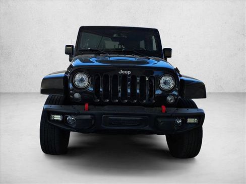 Used 2017 Jeep Wrangler Unlimited Rubicon image 2