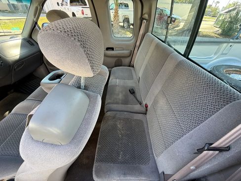 Used 2002 Ford F150 XL RWD image 9
