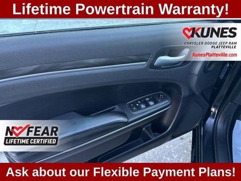 Used 2021 Chrysler 300 Touring L image 11