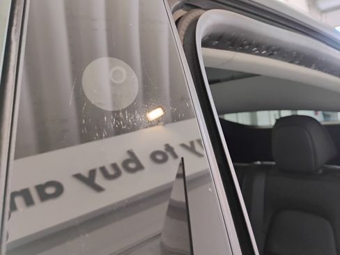 Used 2021 Tesla Model Y 2WD image 91