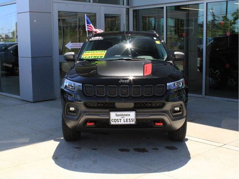 Used 2022 Jeep Compass Trailhawk w/ Trailhawk Elite Group AWD/4WD image 2