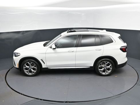 Certified 2024 BMW X3 sDrive30i w/ Convenience Package RWD image 32