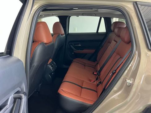 Used 2025 MAZDA CX-50 AWD 2.5 Turbo w/ Premium Pkg image 17