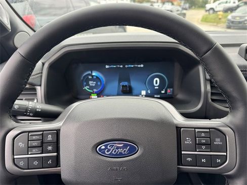 New 2025 Ford F150 Lightning Lariat image 29