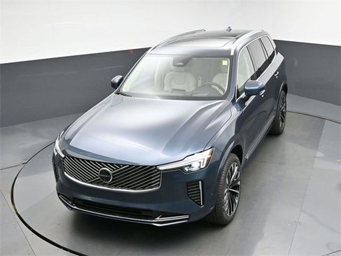 New 2026 Volvo XC90 B6 Ultra image 46