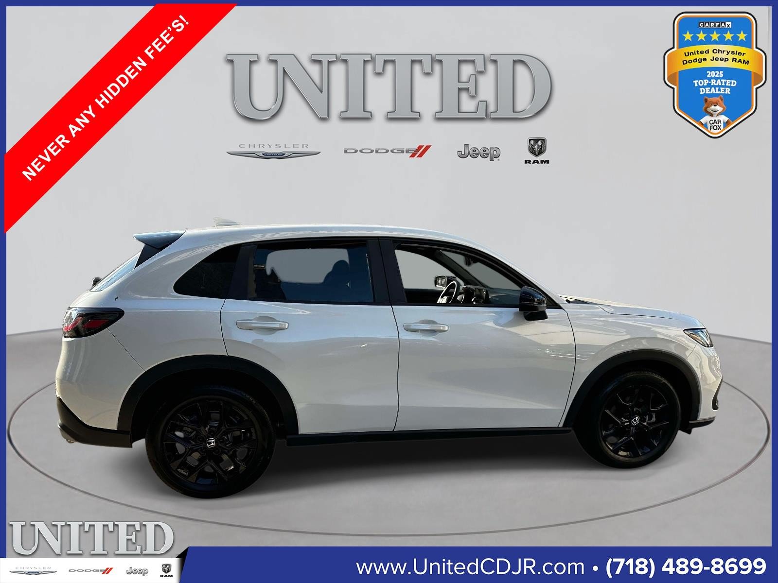 Used 2025 Honda HR-V Sport image 2