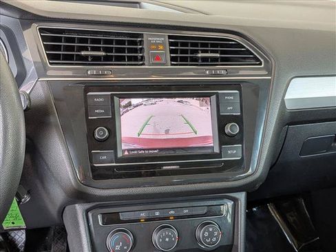 Used 2018 Volkswagen Tiguan S FWD image 14