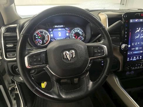 Used 2023 RAM 2500 Laramie AWD/4WD image 10