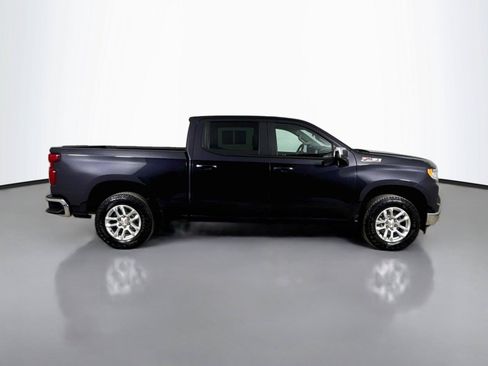 Used 2024 Chevrolet Silverado 1500 LT w/ Z71 Off-Road Package AWD/4WD image 10