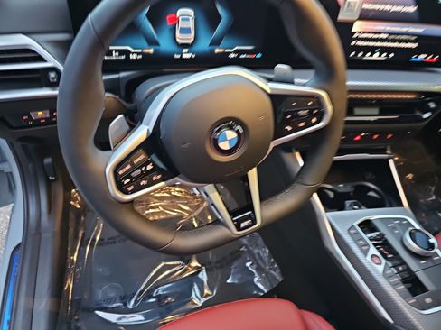 New 2026 BMW 330i Sedan w/ M Sport Package image 17