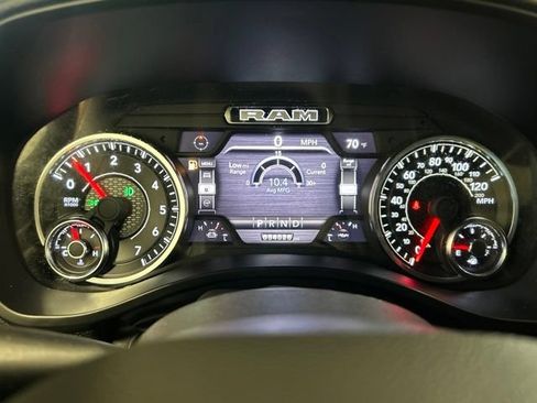 Used 2023 RAM 1500 Big Horn AWD/4WD image 22