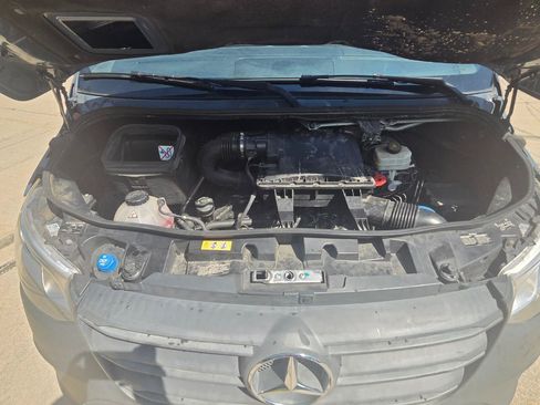 Used 2019 Mercedes-Benz Sprinter 170 image 29