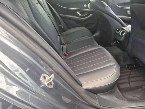 Used 2021 Mercedes-Benz E 350 4MATIC Sedan image 19