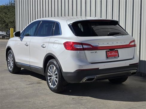 Used 2017 Lincoln MKX Select w/ Select Plus Package image 10