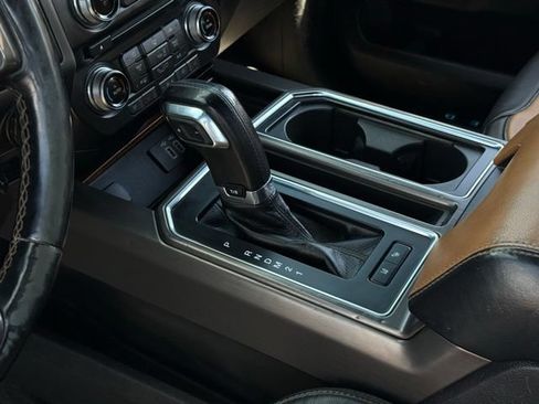 Used 2016 Ford F150 Limited AWD/4WD image 28