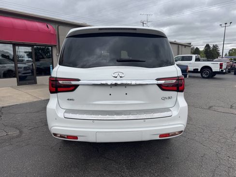 Used 2021 INFINITI QX80 Sensory AWD/4WD image 4