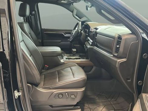 Used 2024 Chevrolet Silverado 1500 High Country w/ High Country Premium Package AWD/4WD image 20
