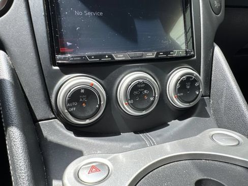 Used 2016 Nissan 370Z Coupe RWD image 12