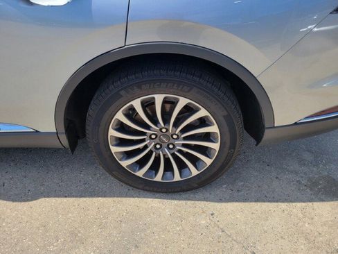 Used 2023 Lincoln Aviator Reserve image 12