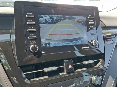 Used 2024 Toyota Camry SE w/ Convenience Package FWD image 26