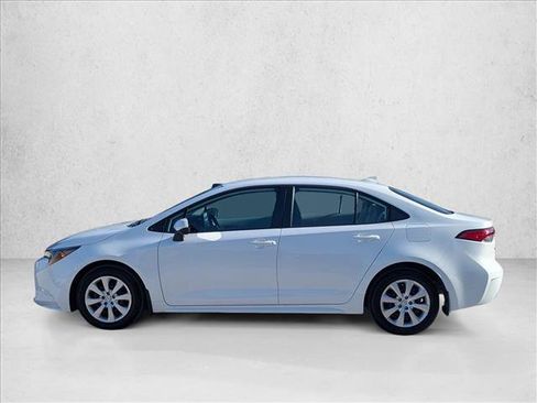 Used 2025 Toyota Corolla LE FWD image 9