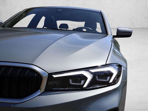 Certified 2025 BMW 330i xDrive Sedan w/ Convenience Package AWD/4WD image 2