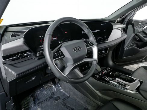 Certified 2025 Audi Q6 e-tron Premium Plus w/ Premium Plus RWD image 4