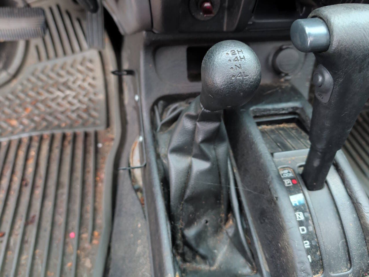 Used 2001 Nissan Xterra SE AWD/4WD image 35