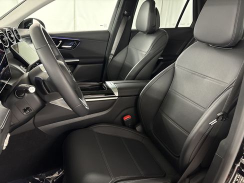 Certified 2025 Mercedes-Benz GLC 350e 4MATIC image 5