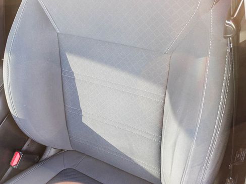 Used 2017 Kia Sorento LX image 23