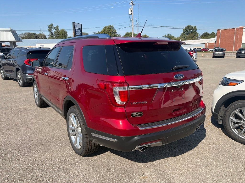 Used 2018 Ford Explorer Limited w/ Equipment Group 301A FWD image 4