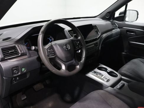 Used 2022 Honda Pilot Sport image 16