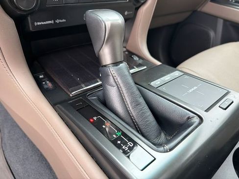 Used 2023 Lexus GX 460 Premium w/ Premium Plus Package image 32