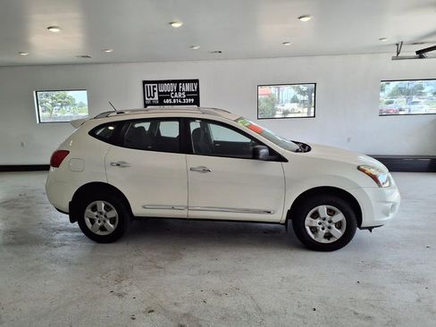 Used 2014 Nissan Rogue S w/ Convenience Package FWD image 20