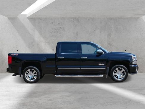 Used 2017 Chevrolet Silverado 1500 High Country AWD/4WD image 2