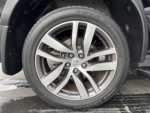 Used 2016 Honda Pilot Touring image 24