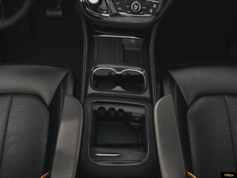 New 2027 Chrysler Pacifica Limited AWD/4WD image 18