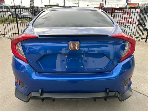 Used 2019 Honda Civic Sport image 5