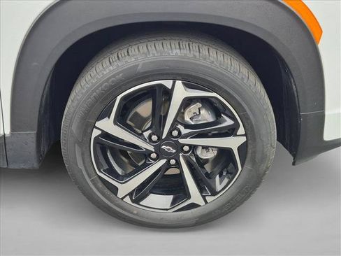 Used 2023 Chevrolet TrailBlazer RS w/ Convenience Package FWD image 22