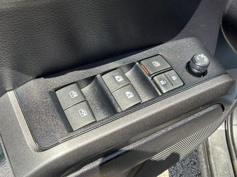 Used 2020 Toyota Tacoma TRD Sport w/ Technology Package AWD/4WD image 22